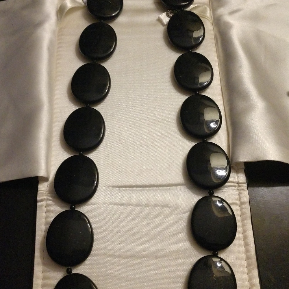 VINTAGE LONG NECKLACE - Picture 4 of 4